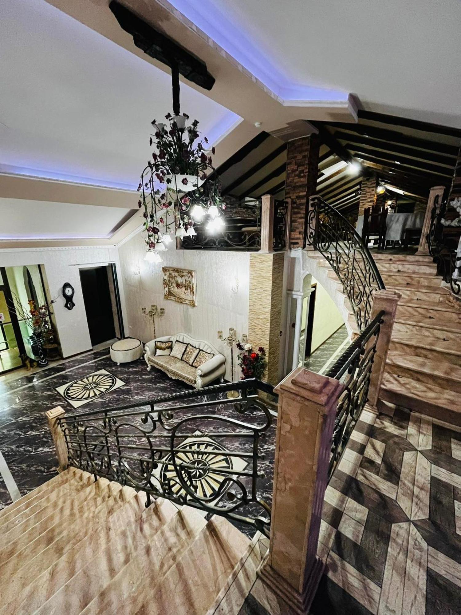 Lux Palace Hotel คูทายสิ ภายนอก รูปภาพ