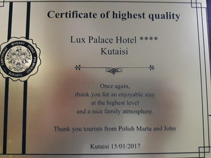 Lux Palace Hotel คูทายสิ ภายนอก รูปภาพ